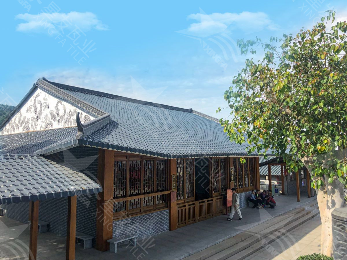 四合院別墅裝飾采光琉璃瓦 隔熱防水堅(jiān)韌紅色樹脂防腐瓦 惠州仿古建筑樹脂瓦廠家生產(chǎn)制造