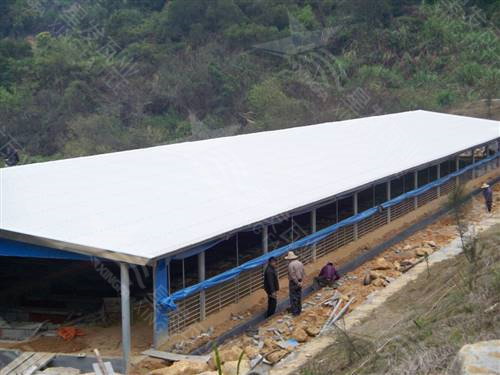 830型pvc采光波浪瓦 鋼結(jié)構(gòu)工程用防腐隔熱梯型復(fù)合瓦 惠州pvc瓦廠家銷售
